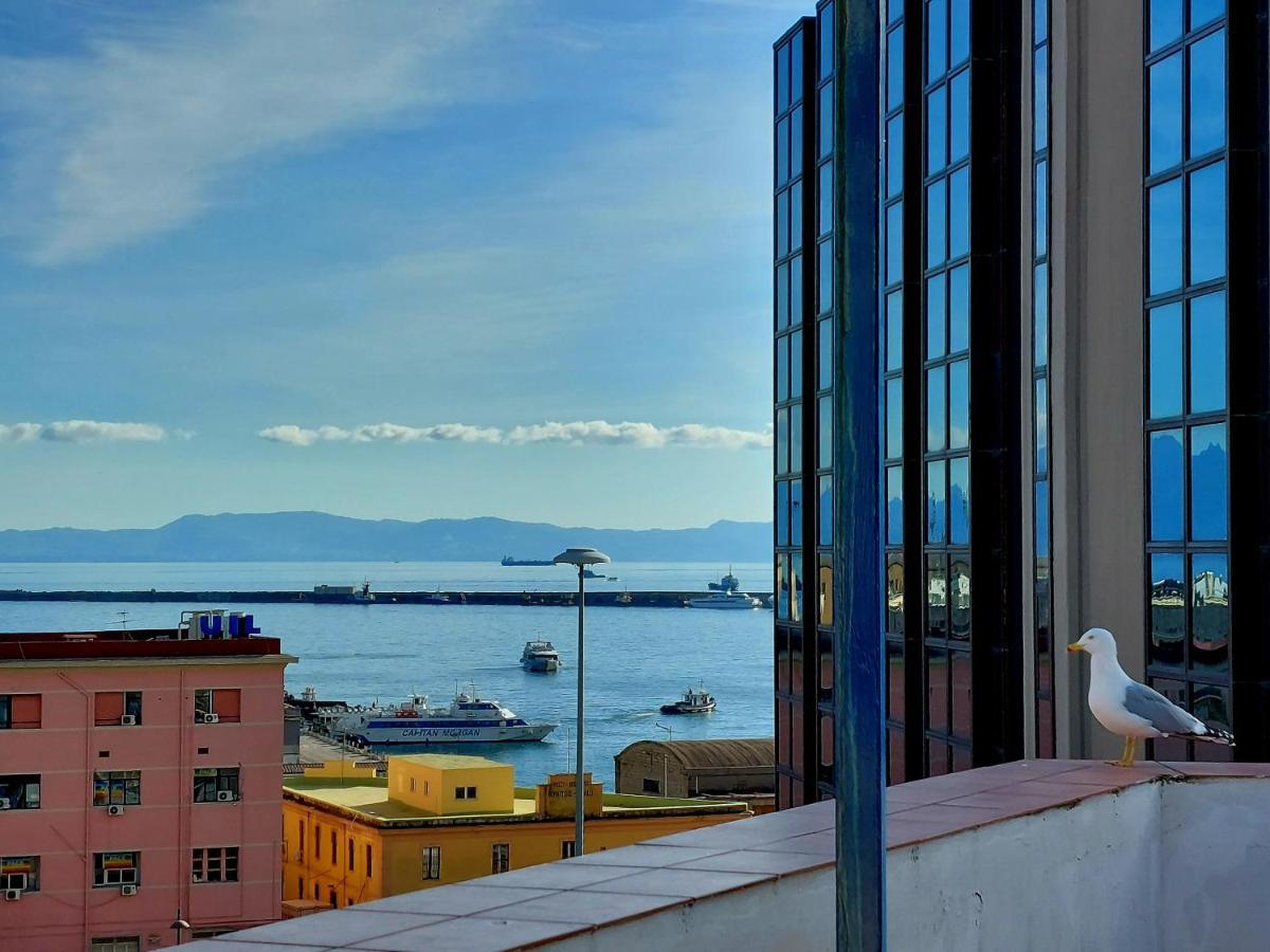 Asteco E Cielo Apartment Napoli Bagian luar foto